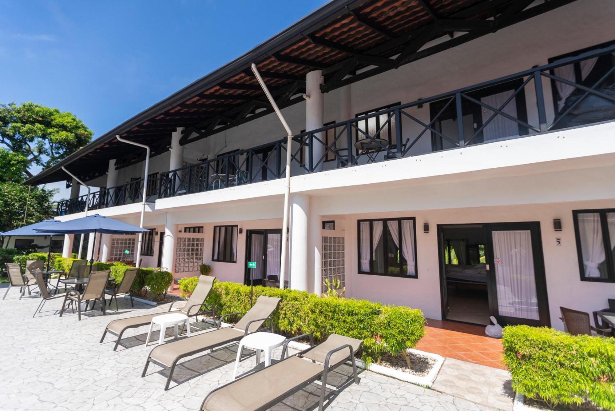 Condiminium Villas Mymosa มานูเอล อันโตนิโอ ภายนอก รูปภาพ