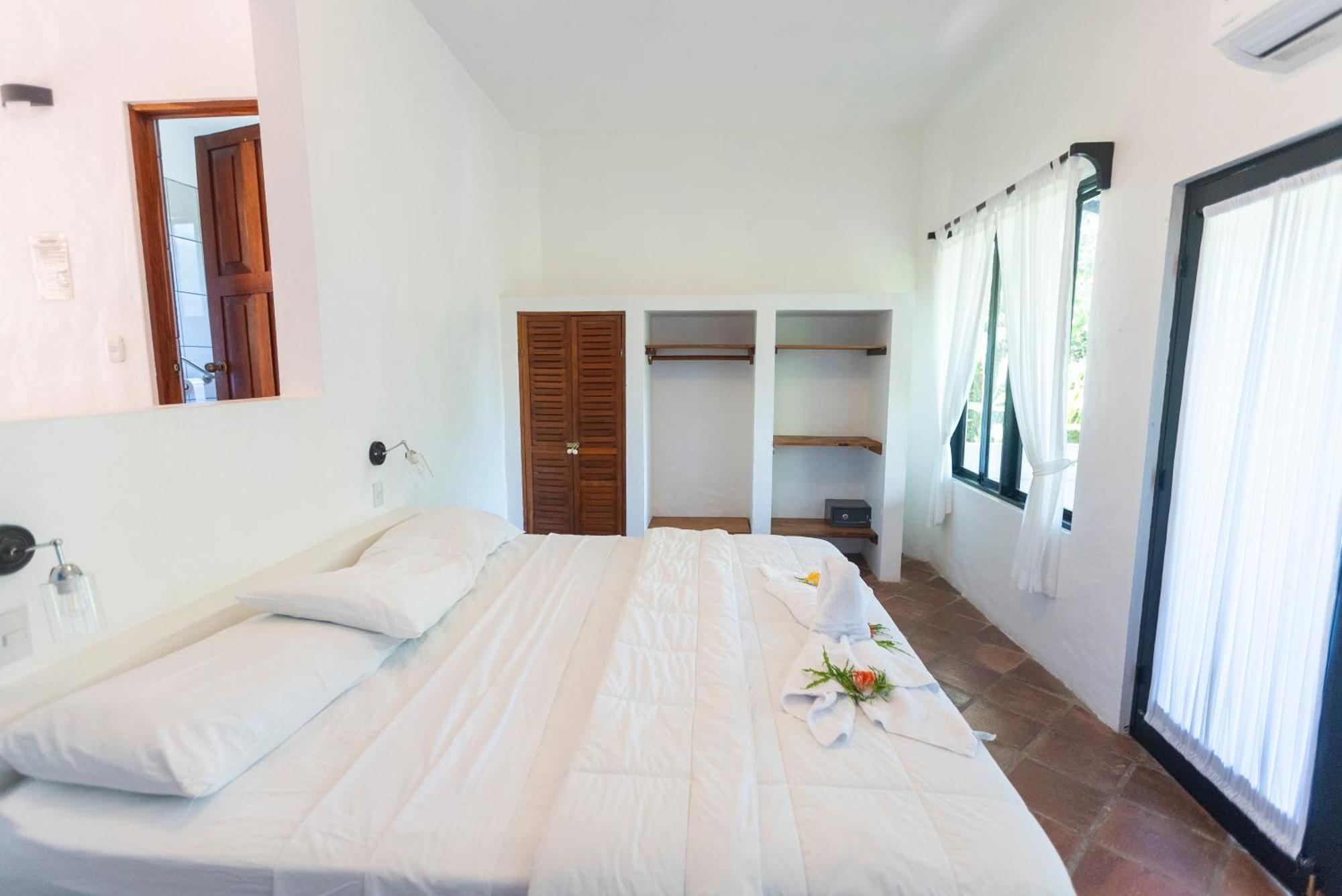 Condiminium Villas Mymosa มานูเอล อันโตนิโอ ภายนอก รูปภาพ