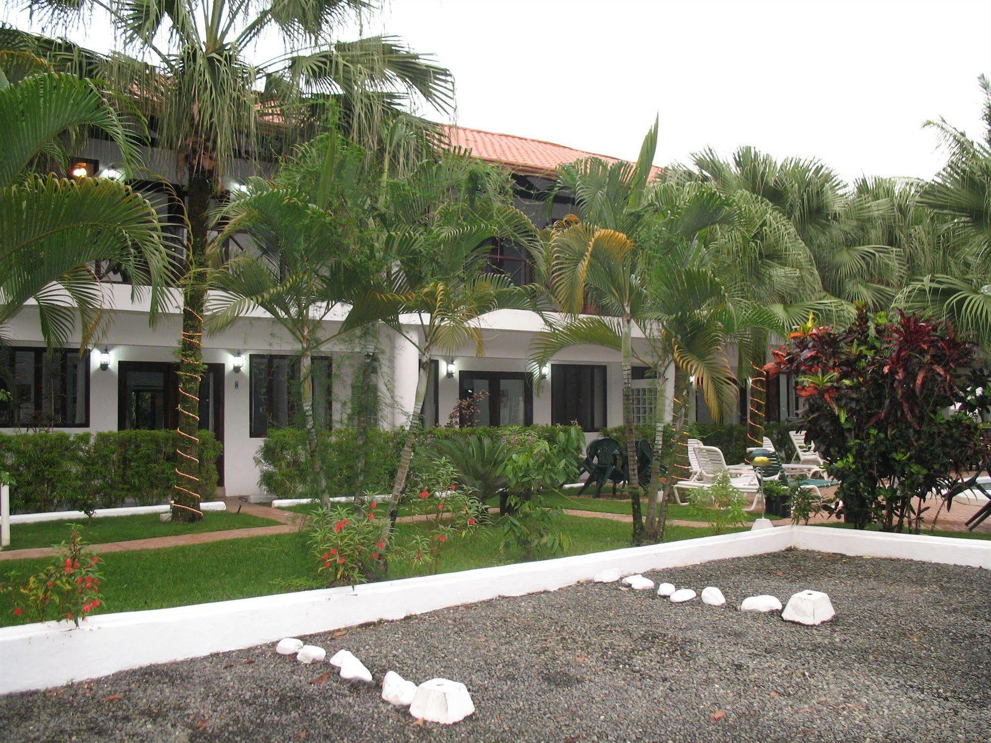 Condiminium Villas Mymosa มานูเอล อันโตนิโอ ภายนอก รูปภาพ